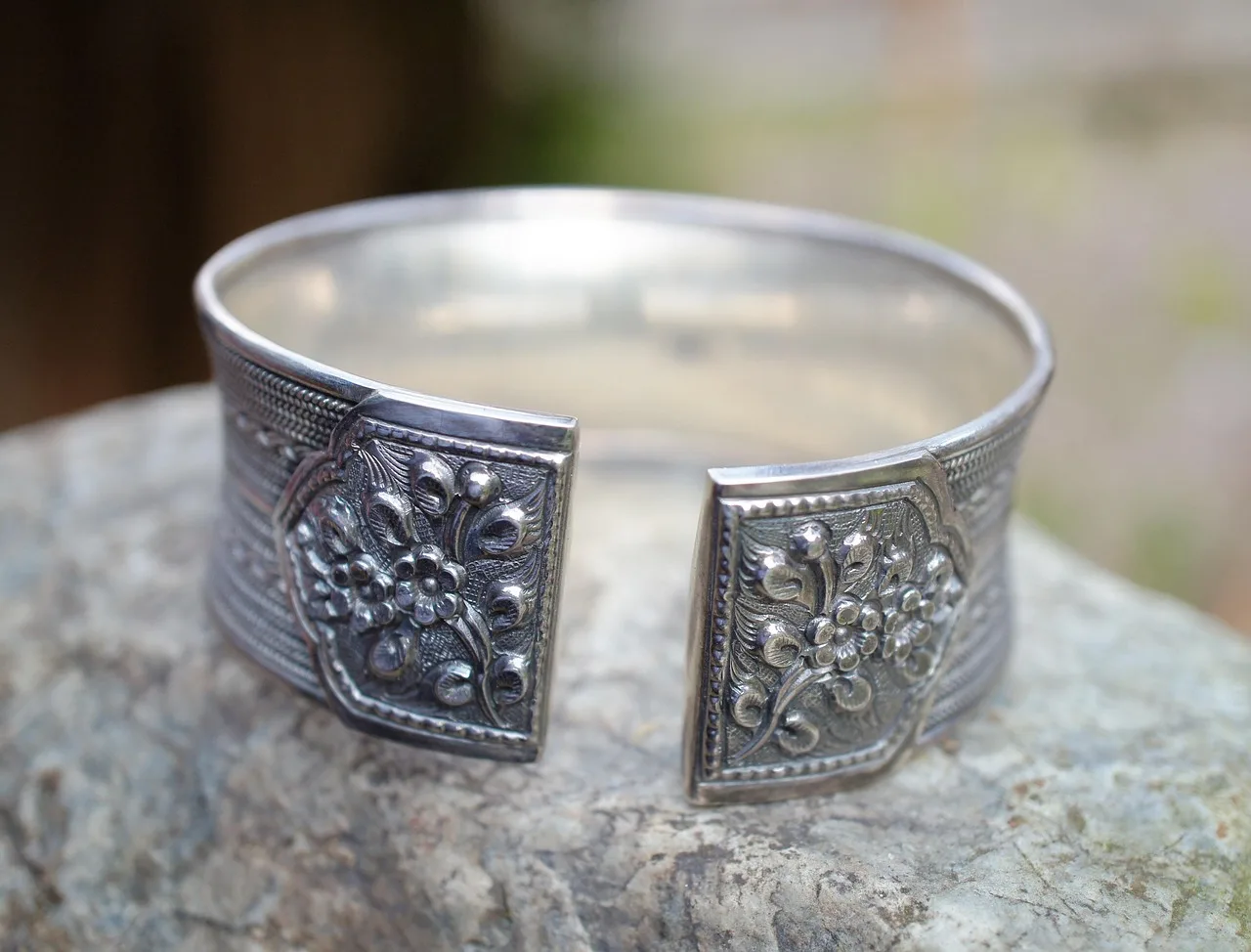 sterling silver, bracelet, silver, sterling, 925, cuff, jewelry, metal, luxury, fashion, accessory, precious, gift, jewel, design, elegance, gray gift, gray metal, gray jewelry, sterling silver, sterling silver, sterling silver, sterling silver, sterling silver, silver. How to Buy Real Sterling Silver Online: US Hallmark and Seller Checks