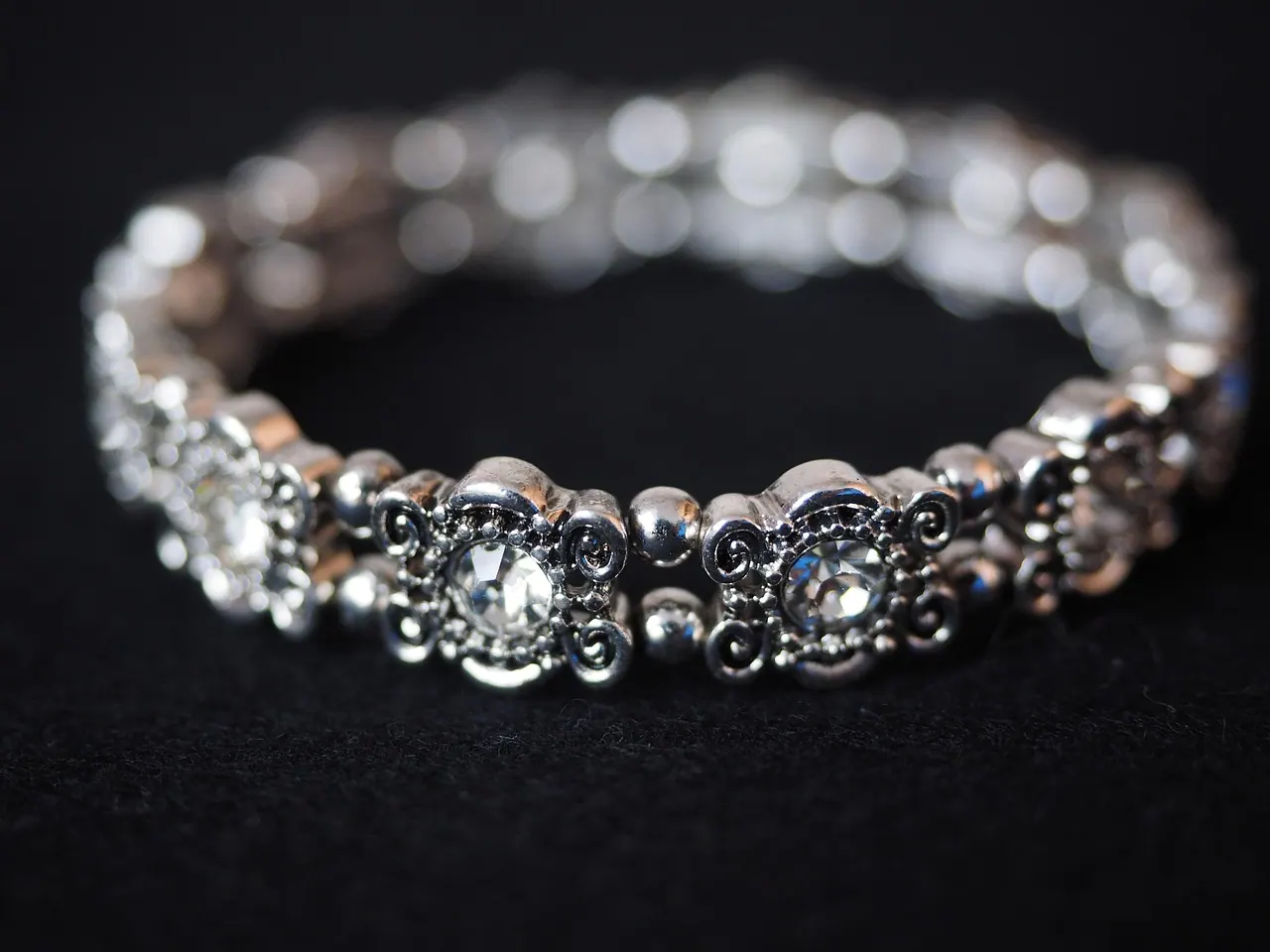 bracelet, bangle, jewellery, silver, diamonds, gems, precious, silver jewelry, bracelets, bracelet, bracelet, bracelet, bracelet, bracelet, bracelets, bracelets. Correcting a pierced silver pattern without losing symmetry case